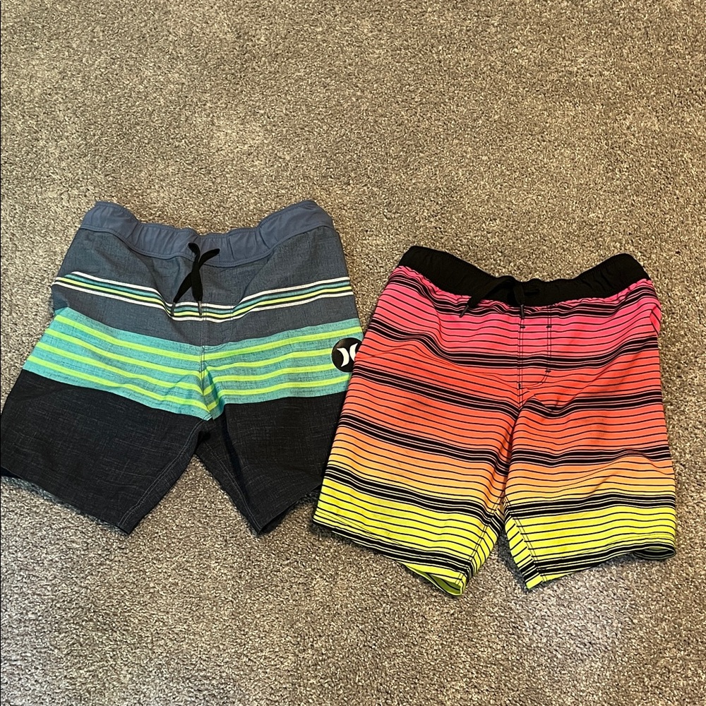 Bundle Hurley Kids' Dual Pack Striped Swim trunks- Blue and Multicolor size 5/6
